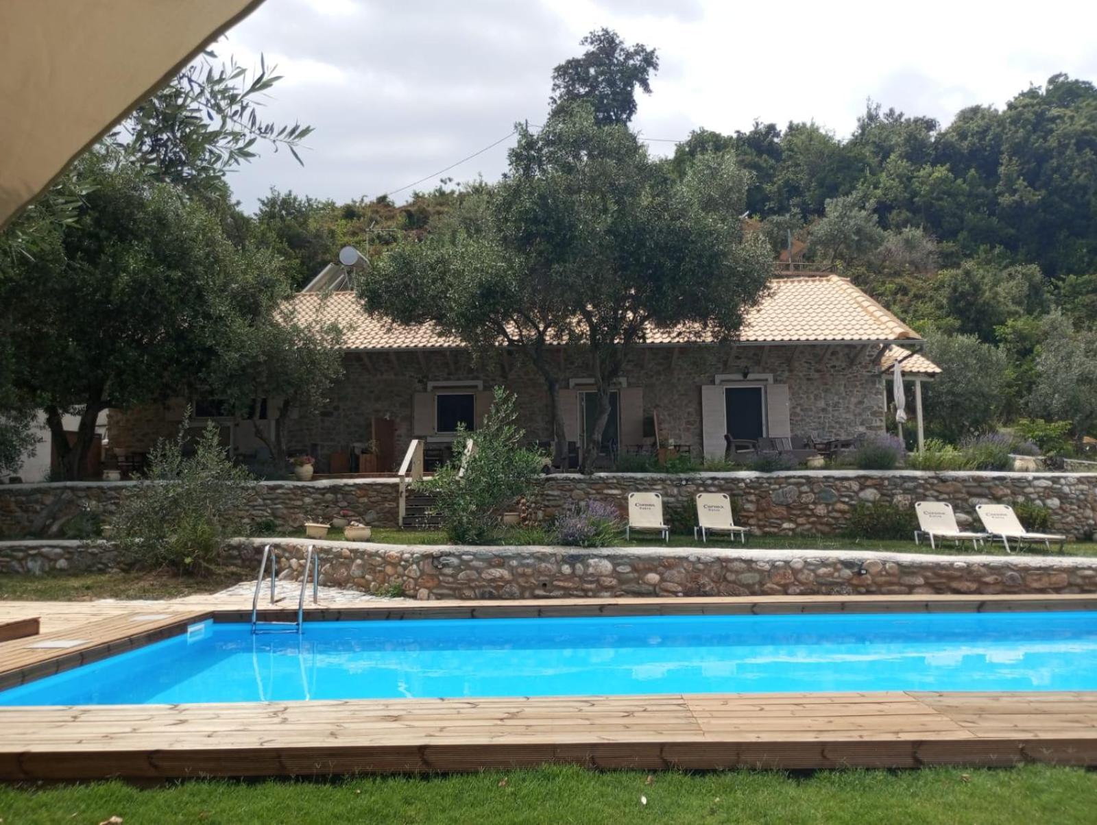 La Baia * Karitsa (Larissa)